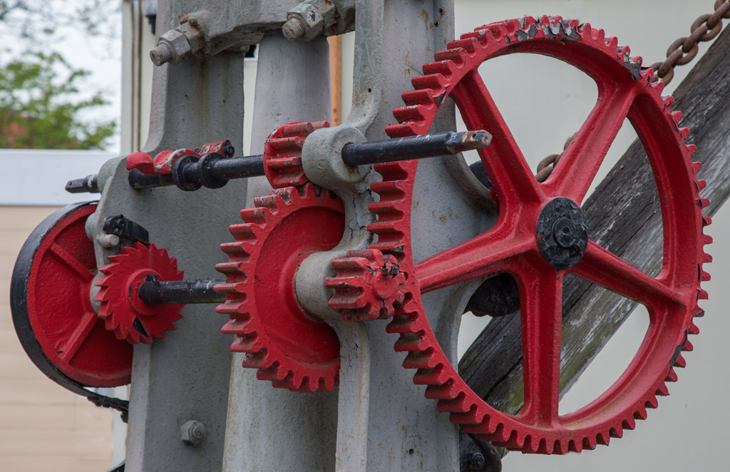 20150502 1DX 0120B K&ES  Tenterden Yard Crane.JPG