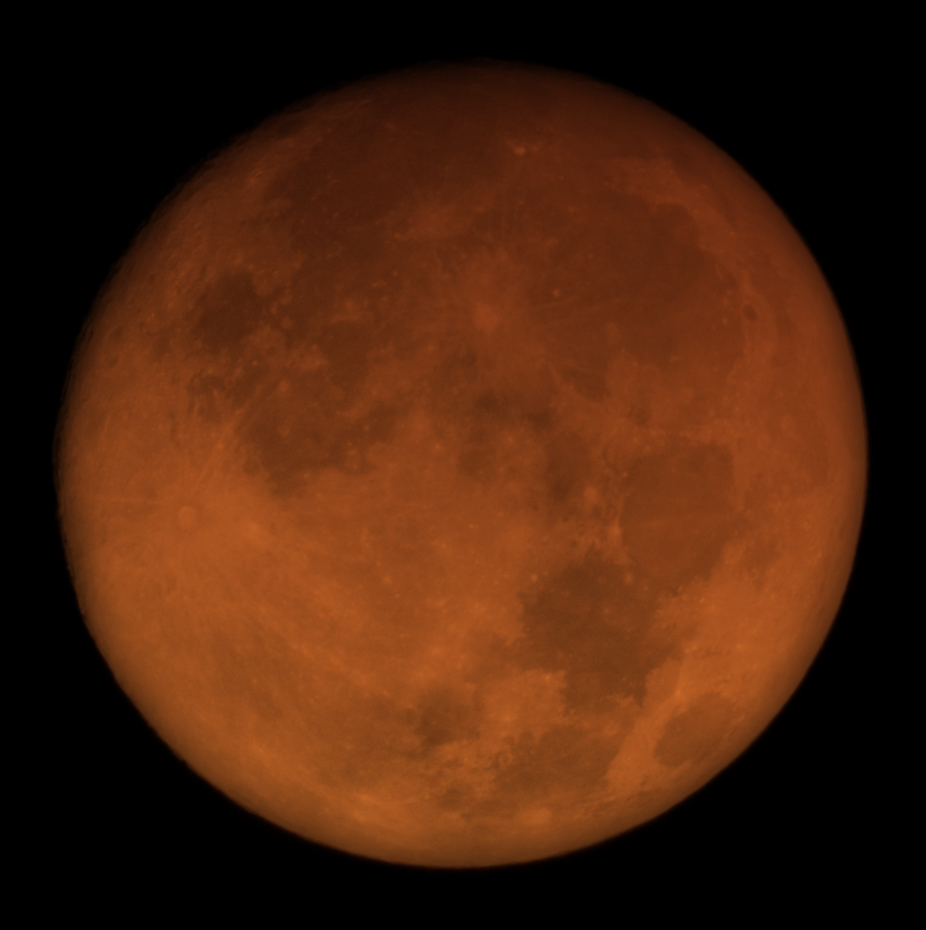 not-a-lunar-eclipse.jpg