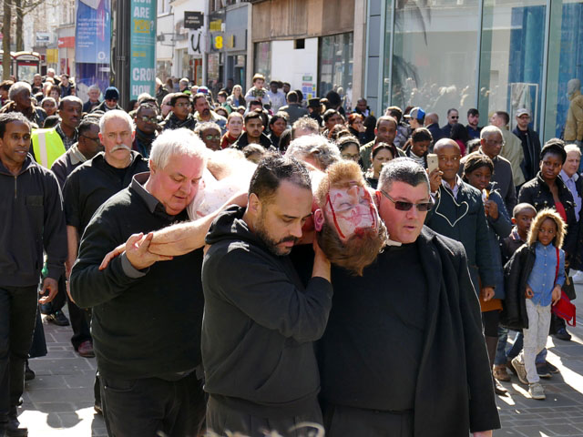 1A web2-Jesus being carried P1150345.jpg