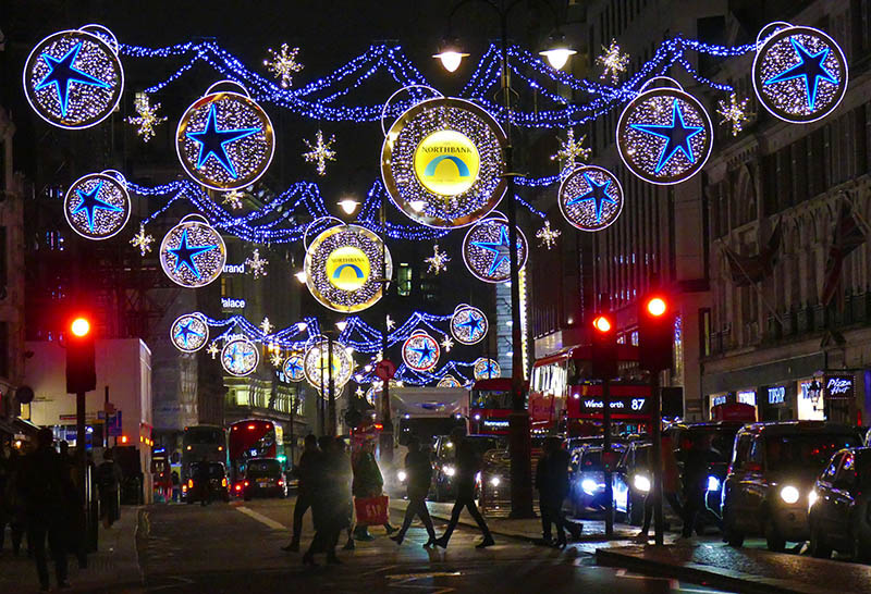 S52-x- Christmas Lights The Strand London 2019.jpg
